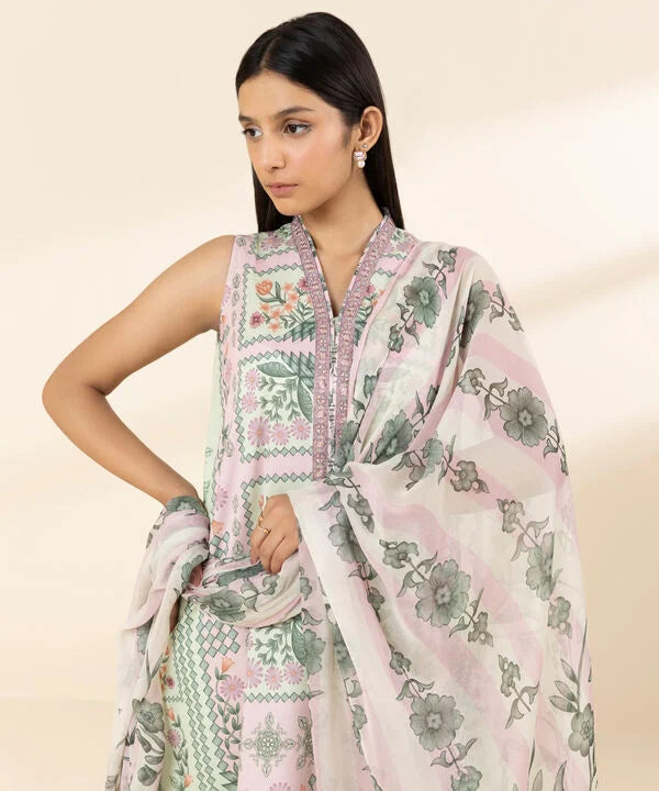 3 Piece - Embroidered Lawn Suit
