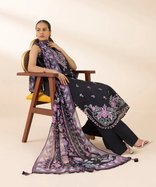 3 Piece - Embroidered Lawn Suit