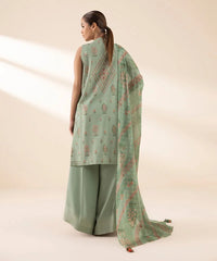 3 Piece - Embroidered Zari Lawn Suit