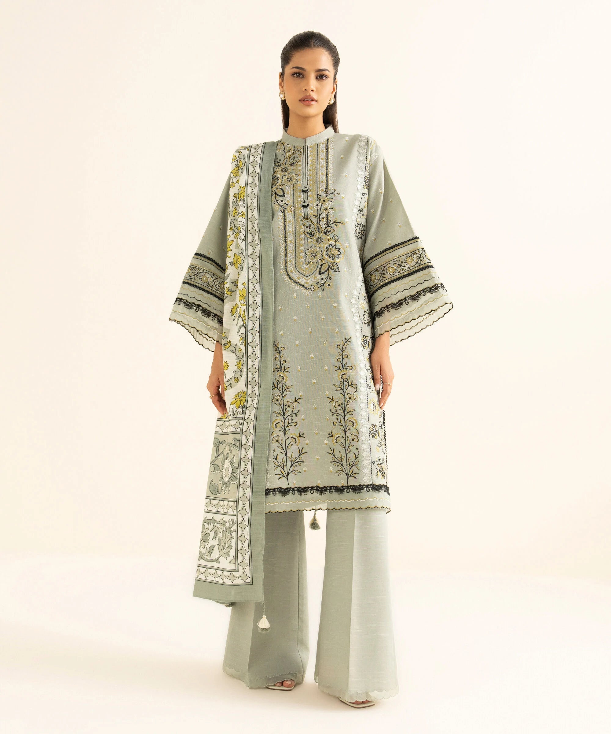 3 Piece - Embroidered Light Khaddar Suit
