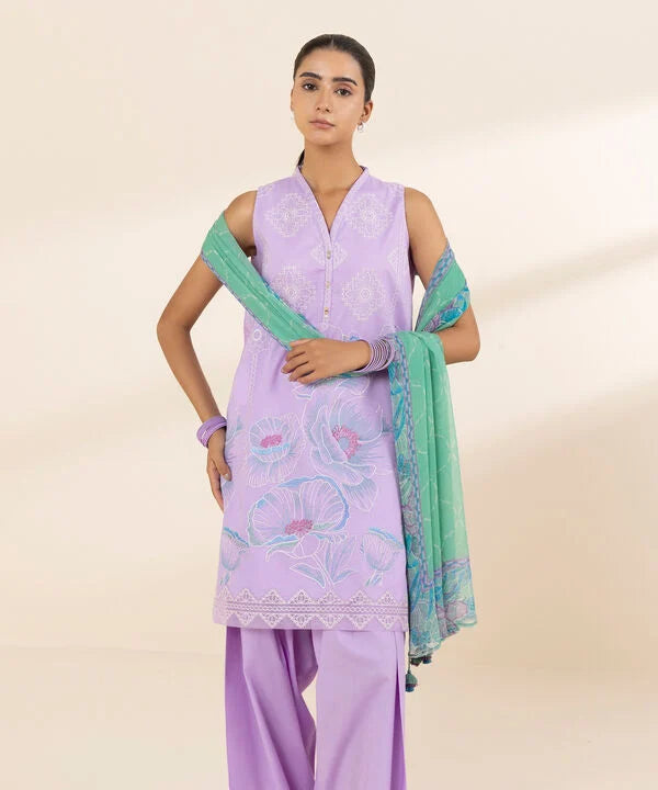 3 Piece - Embroidered Lawn Suit